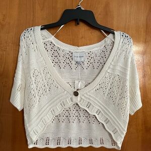 Boscov's Pink Rose White Shortsleeved Sweater